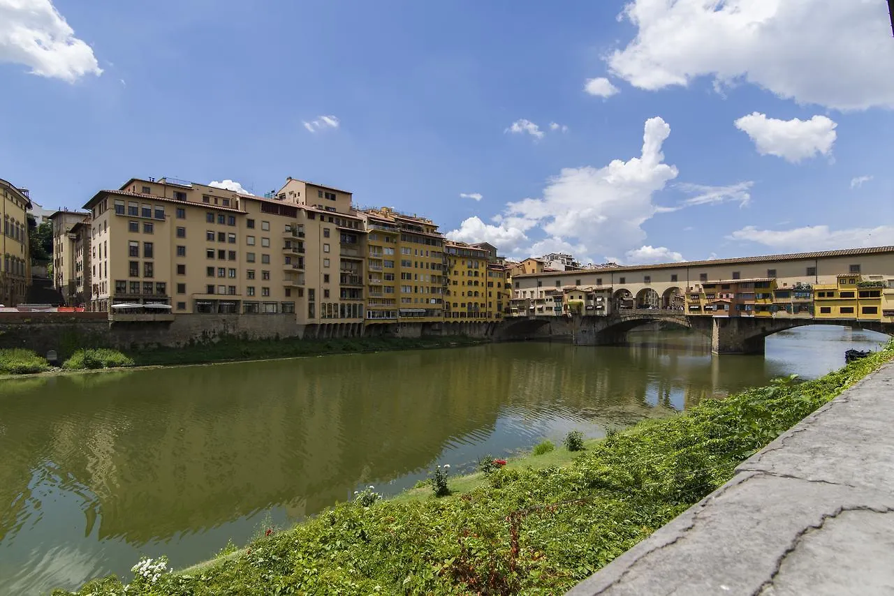 Ponte Vecchio Central Flats Florencia Apartamento