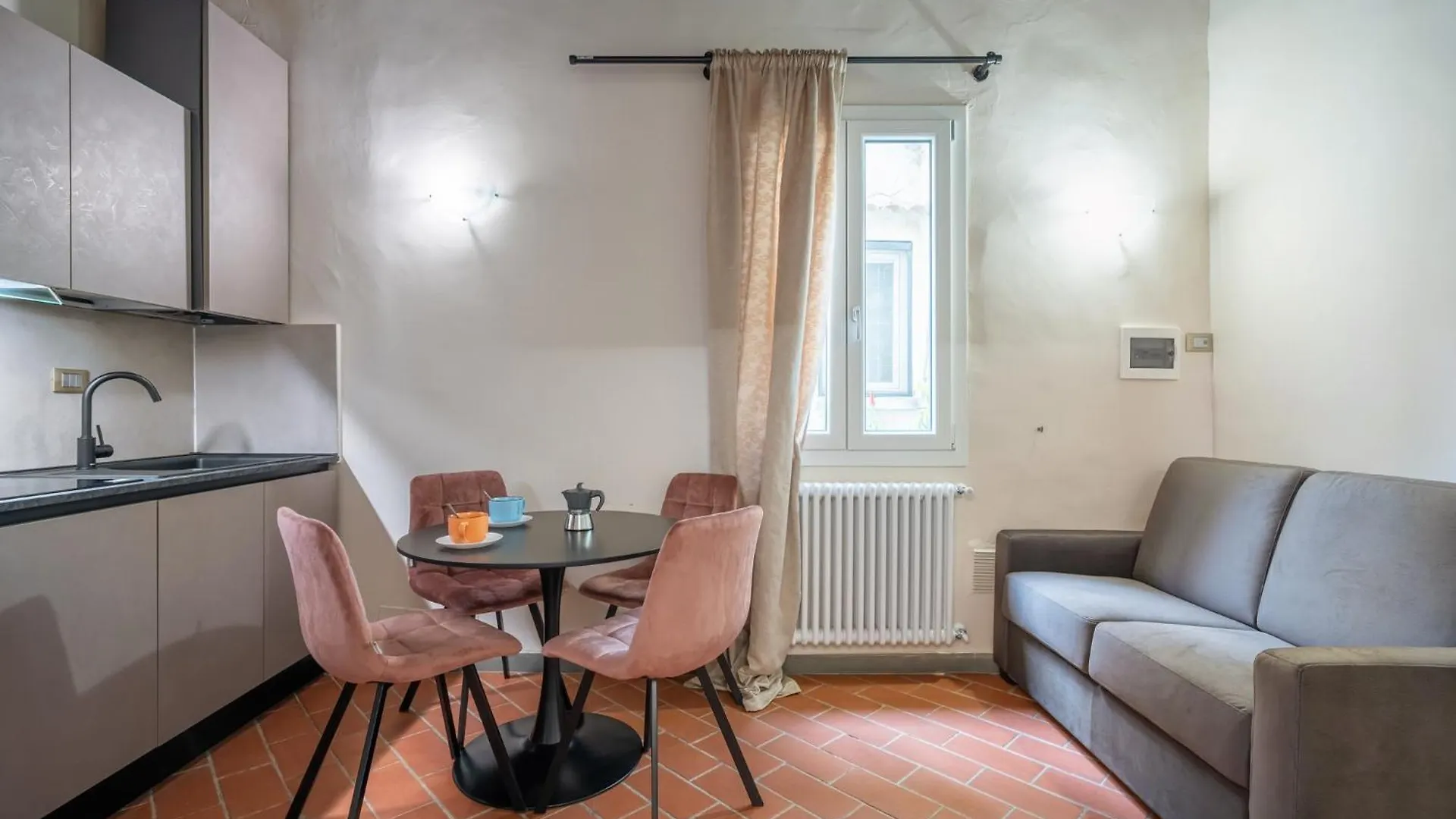 Apartment Ponte Vecchio Central Flats Florence